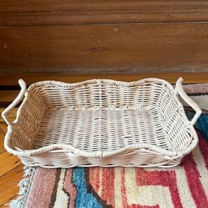Charming scalloped wicker tray with handles